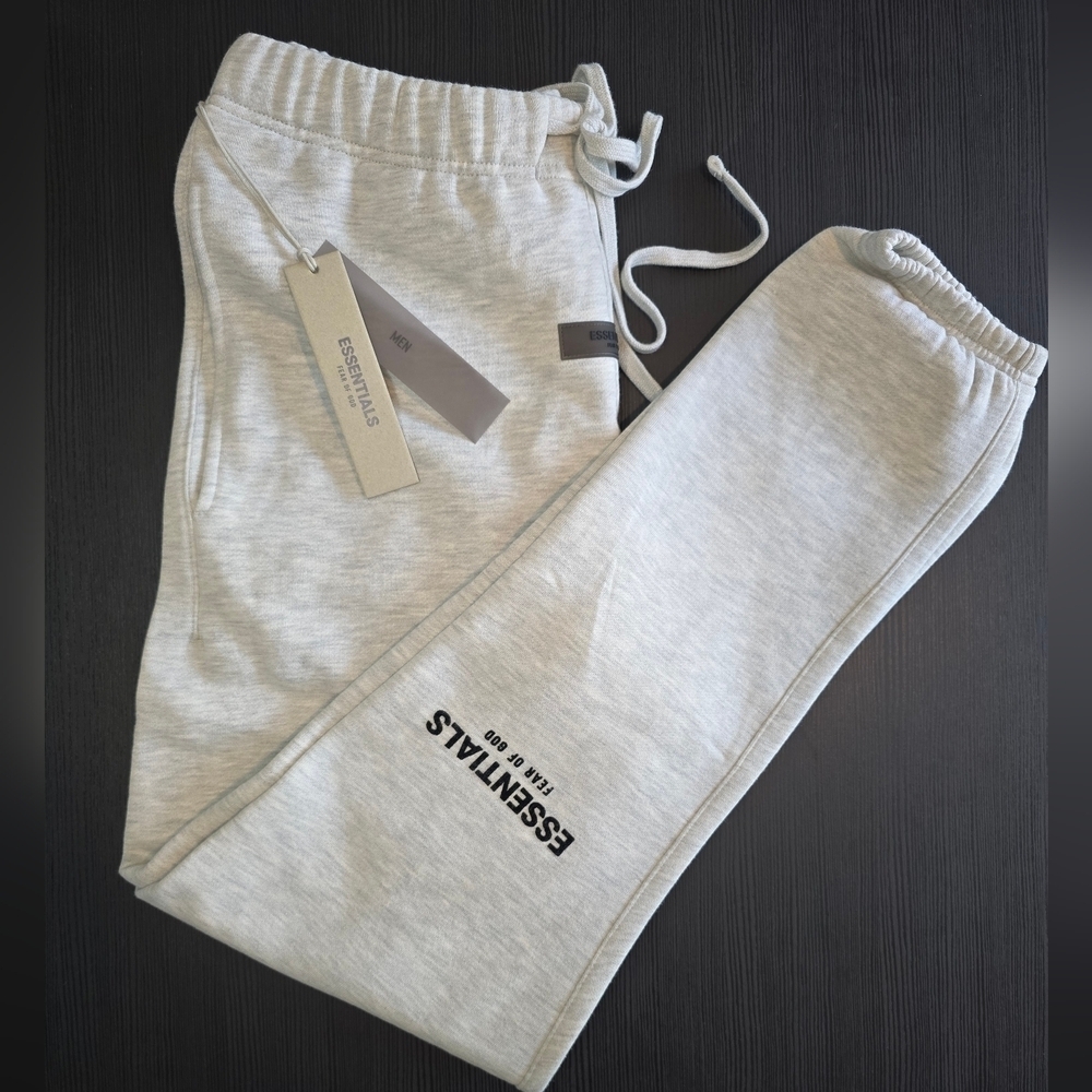 Essentials Fear of God Sweatpants - Light Oakmeal Pants - Picture 3 of 5